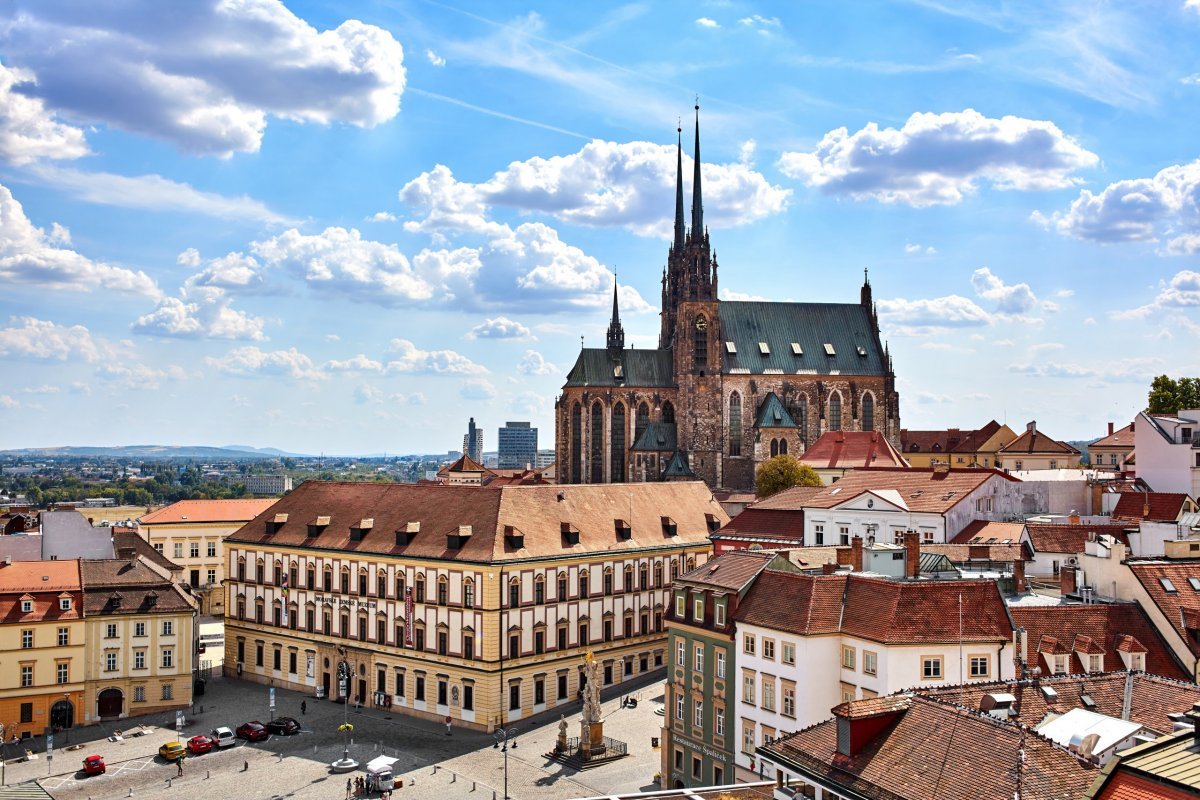Výměny a opravy autosklel v Brně a okolí Výměny a opravy autosklel v Brně a okolí